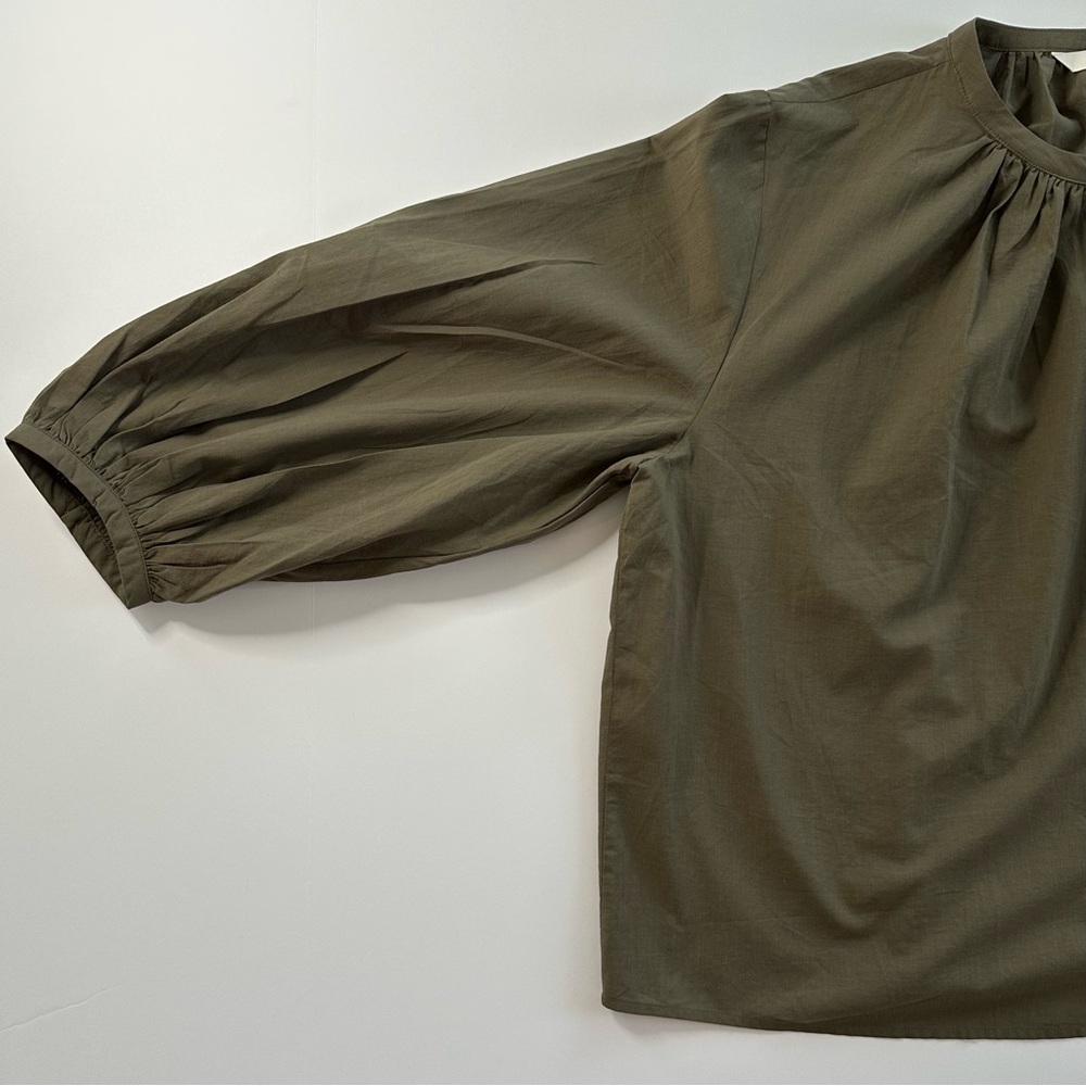 Banana Republic Cotton Voile Shirred Blouse in Army Green | XL | NWT - Picture 6 of 13